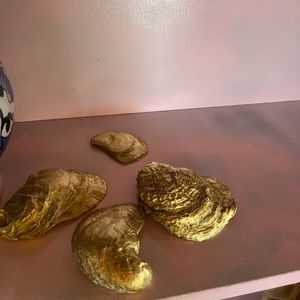 Set Of Four Gold Oyster Sells